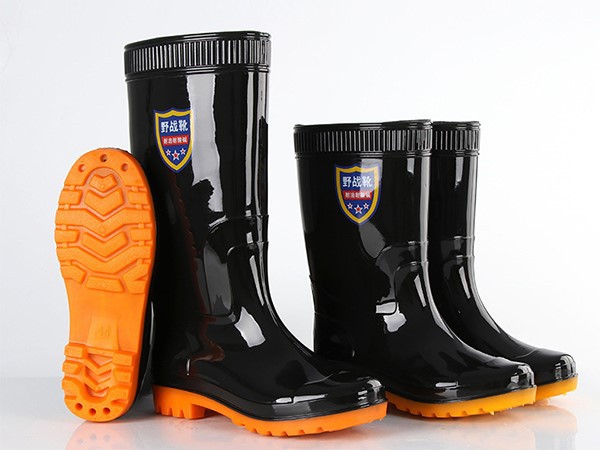 High tube rain boots